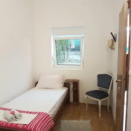 Apartman Tutavac