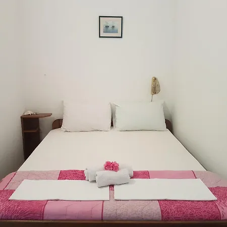 Apartman Tutavac Apartment *