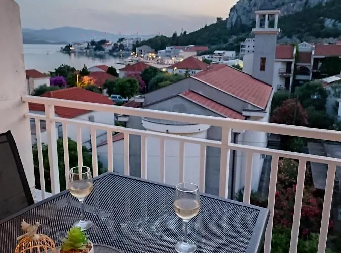 شقة Tutavac كليك