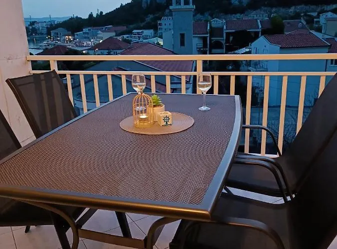 شقة Tutavac كليك